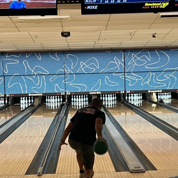 Lane Glo Bowl Bowling Alley