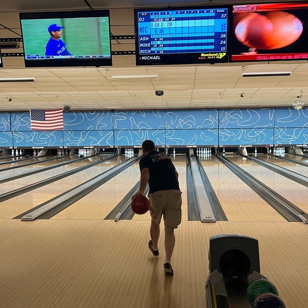 Lane Glo Bowl Bowling Alley