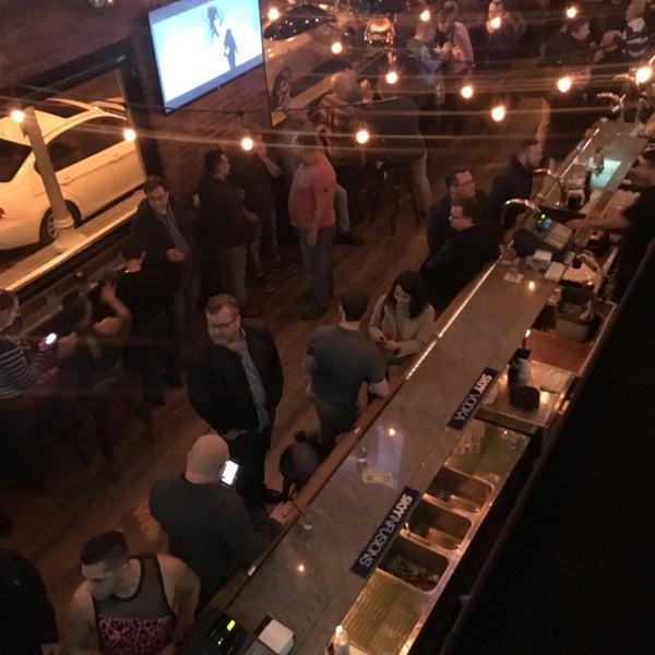 1/28/2017 tarihinde Alex V.ziyaretçi tarafından JR&#39;s Bar &amp; Grill'de çekilen fotoğraf
