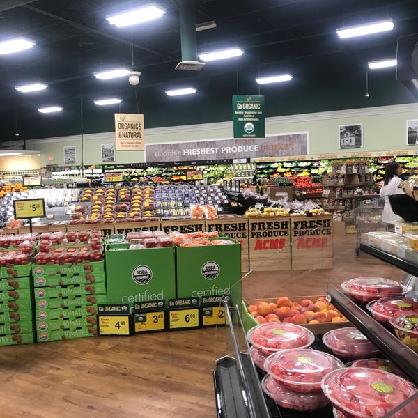 ACME Markets Supermarket in Lincroft
