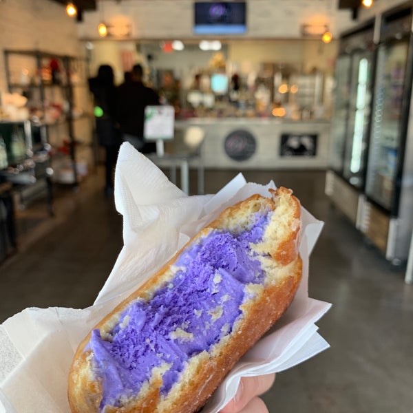 Photo taken at B Sweet Dessert Bar by Jason L. on 2/6/2019