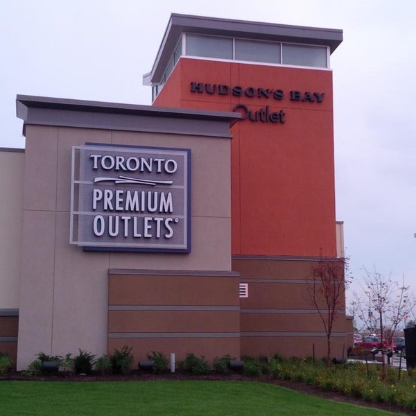 Photos at Toronto Premium Outlets Outlet Mall in Halton Hills