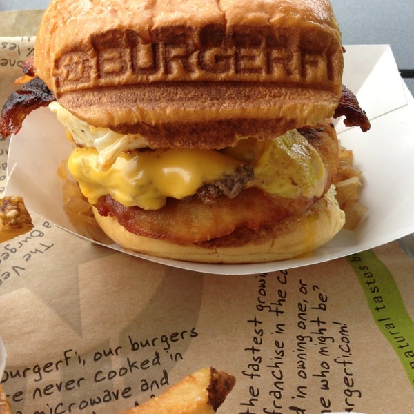 Photo taken at BurgerFi by Harry S. on 8/18/2013