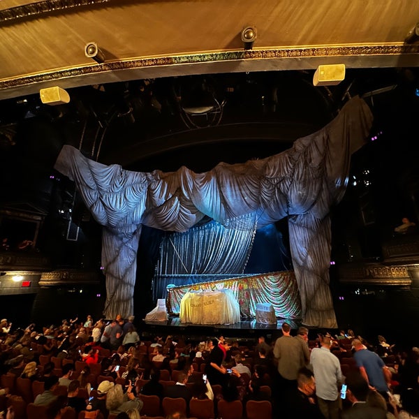 9/23/2022 tarihinde Jonathan L.ziyaretçi tarafından Majestic Theatre'de çekilen fotoğraf