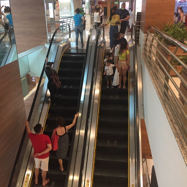 Foto diambil di Goiânia Shopping oleh Pedro V. pada 10/7/2021