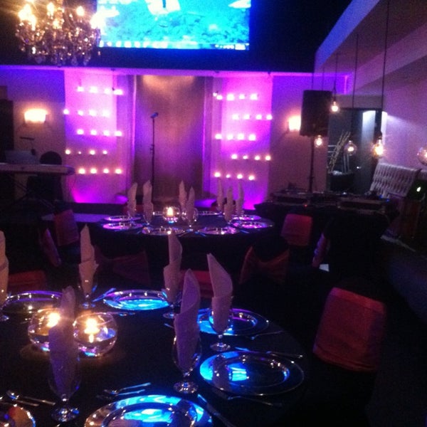 Foto tomada en Quattro Restaurante &amp; Lounge Bar  por Dr. Leo el 7/14/2013