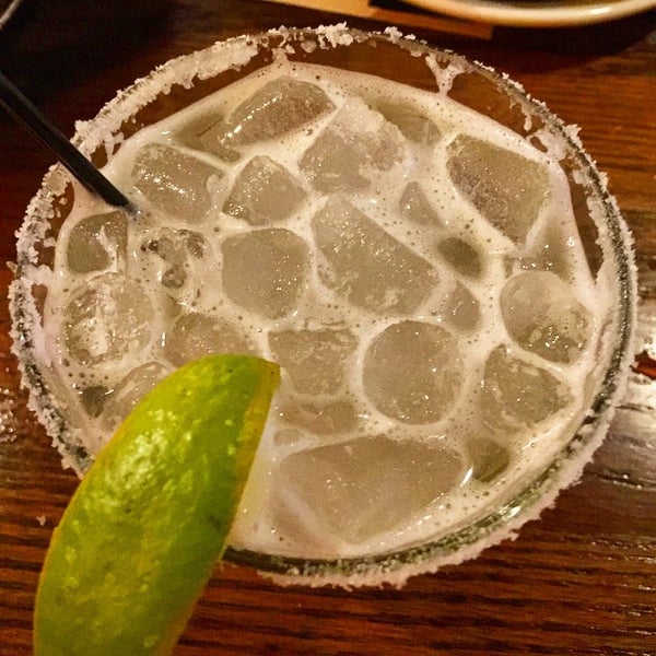 Foto tomada en Huerto Mexican Restaurant &amp; Tequila Bar  por Danny M. el 11/14/2014