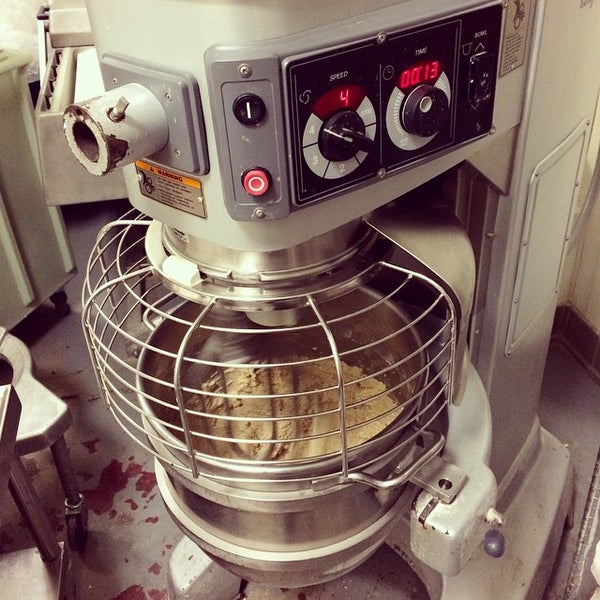 Foto diambil di Hot Bread Kitchen oleh Gotham Cookies pada 12/12/2014
