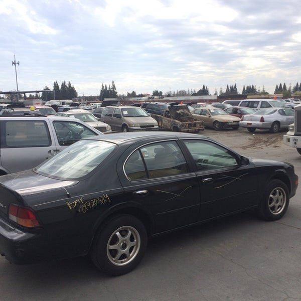 Pick N Pull 3419 Sunrise Blvd