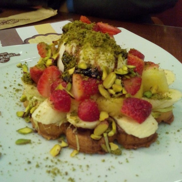 1/1/2014 tarihinde Sinem A.ziyaretçi tarafından Peruu Waffles Coffee'de çekilen fotoğraf