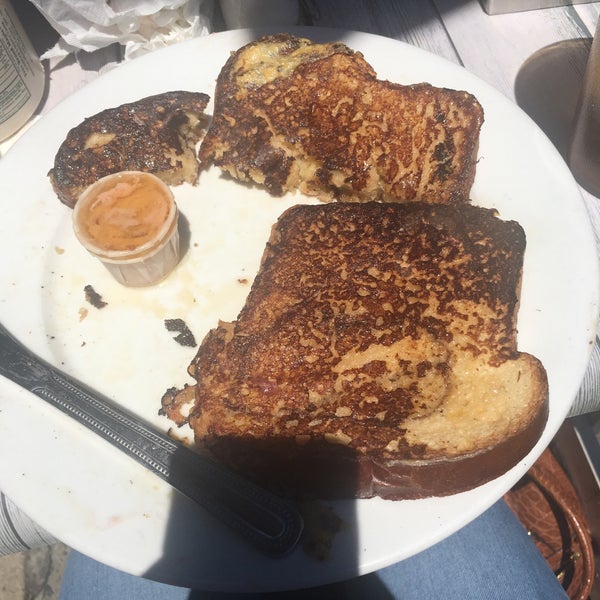 I had the French toast and my grandmother had the omelette. We were both disappointed.