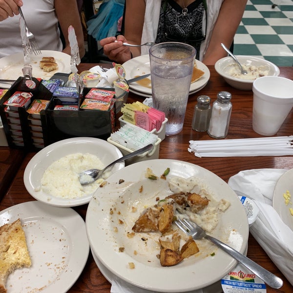 Bear E Patch Cafe west of the Ashley 1980 Ashley River Rd