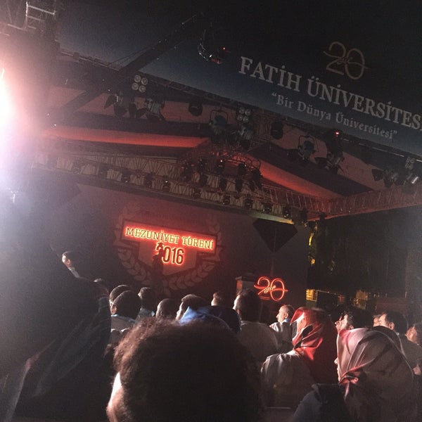 Foto tirada no(a) Fatih Üniversitesi por Nilgün em 6/4/2016