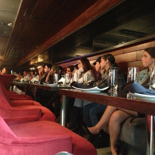 11/10/2012에 Peter S.님이 Lima Restaurant &amp; Lounge에서 찍은 사진