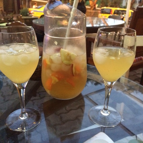 1/11/2014 tarihinde Елена С.ziyaretçi tarafından Funcho Gourmet'de çekilen fotoğraf