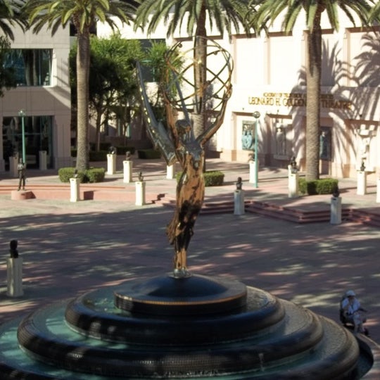 TV Academy of Arts & Sciences fountain & statue (Emmys)