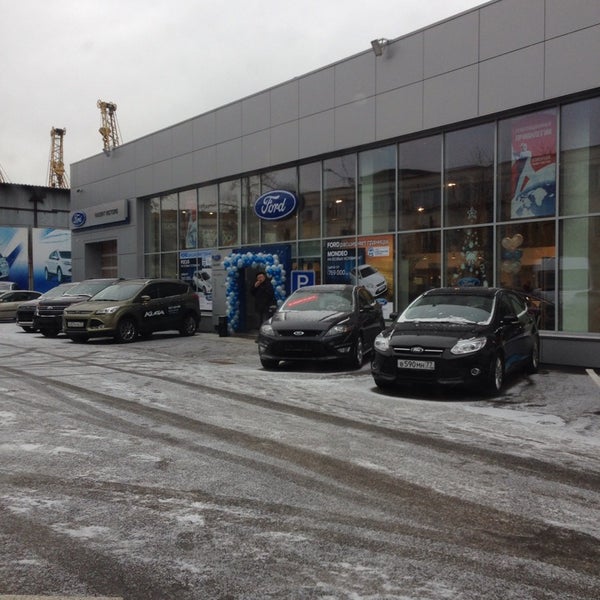 Снимок сделан в FAVORIT MOTORS Ford пользователем Mikhail B. 1/4/2014