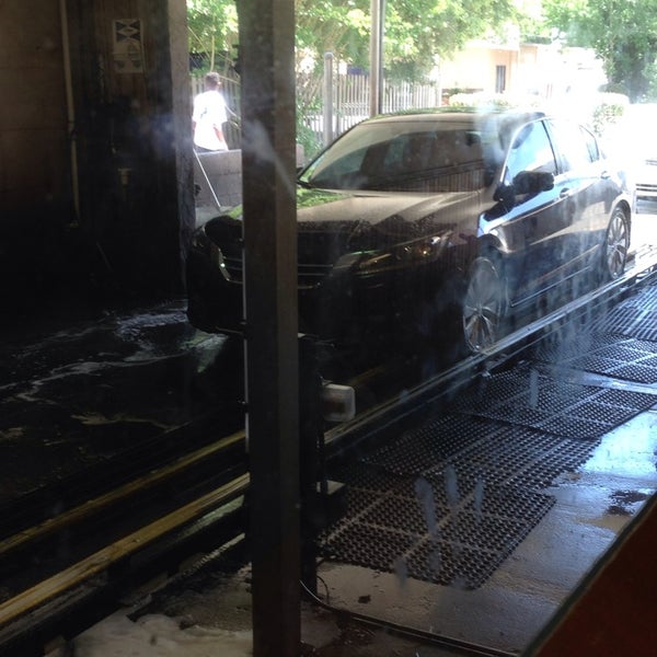 Photos at Bubbles Car Wash Automotive Repair Shop in Jacksonville