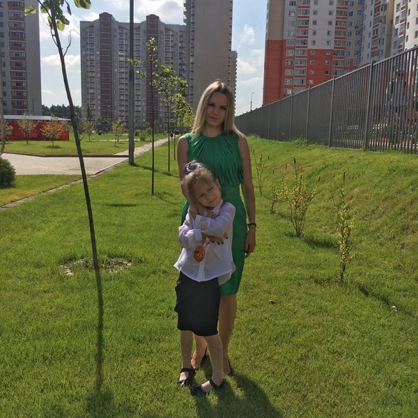 Бутовская сош 2 дрожжино. Бутовская СОШ 2. Амелькова Бутовская СОШ 2. Анна Юрьевна Бутовская СОШ 2. София Козлова Бутовская СОШ номер 2.