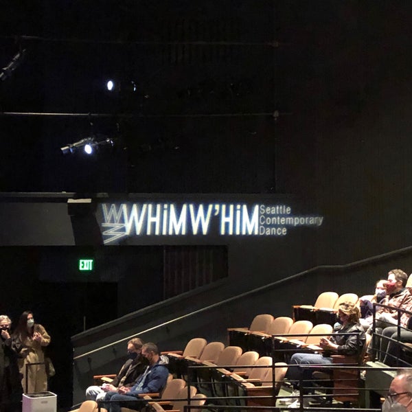 1/29/2022 tarihinde Sandra K.ziyaretçi tarafından Cornish Playhouse at Seattle Center'de çekilen fotoğraf