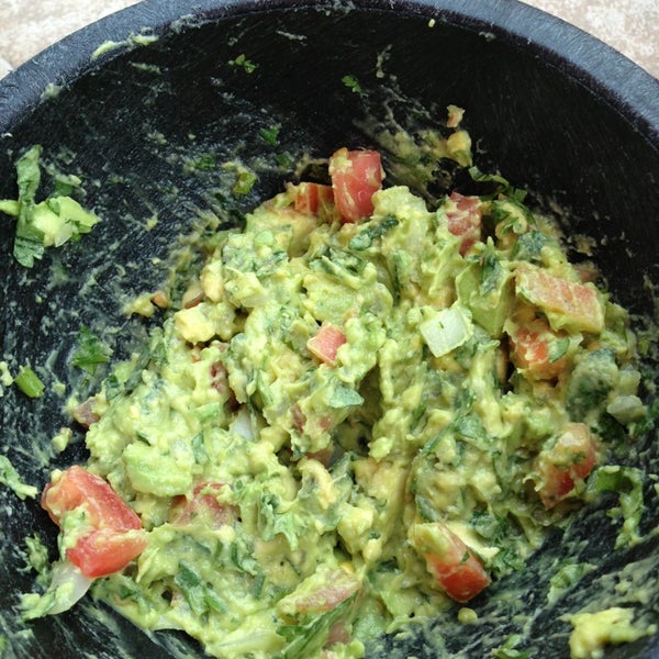 I like how they make the guacamole at your table!