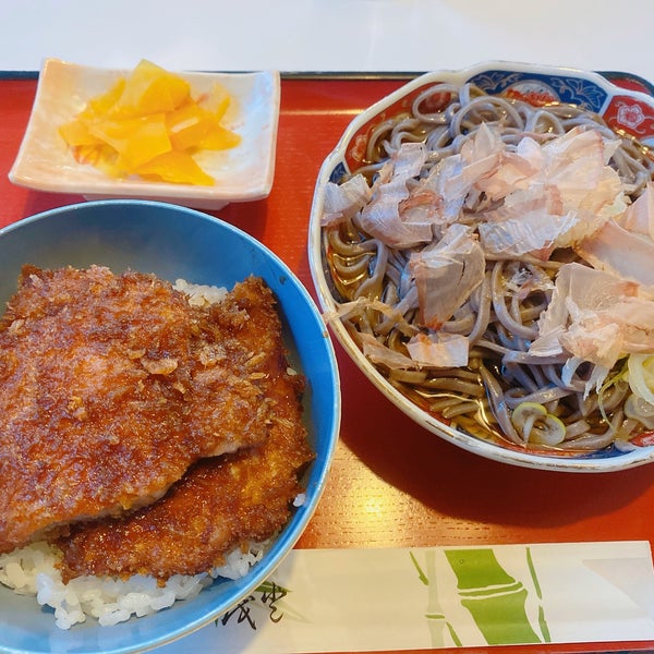 Fotos Em 十阡萬 福井インター入口店 1 Dica