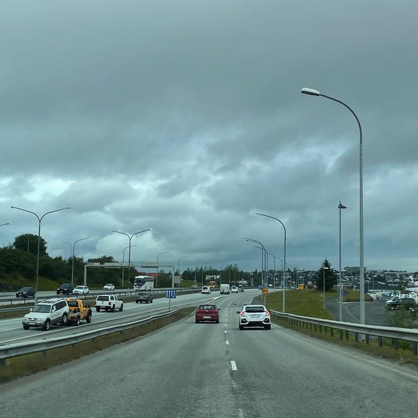 Foto diambil di Reykjavík oleh EL pada 7/25/2023