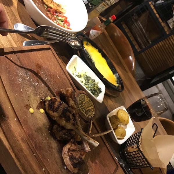 11/14/2019 tarihinde Volkan Ü.ziyaretçi tarafından Bonfilet Steak House &amp; Kasap'de çekilen fotoğraf