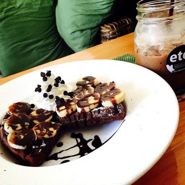 รูปภาพถ่ายที่ ETC. Cafe - Eatery Trendy Chill โดย Sansanee P. เมื่อ 6/1/2015