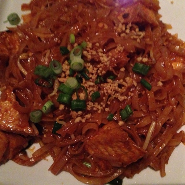 รูปภาพถ่ายที่ Ayuttaya Thai Cuisine โดย Sonya B. เมื่อ 2/8/2014