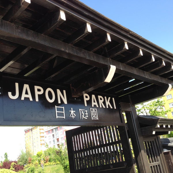 5/8/2013 tarihinde Engin A.ziyaretçi tarafından Japon Park Cafe &amp; Restaurant'de çekilen fotoğraf