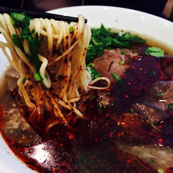 1/16/2014 tarihinde Jeni ☆.ziyaretçi tarafından Xian Sushi &amp; Noodle'de çekilen fotoğraf