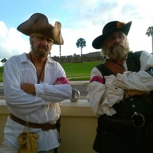 10/14/2013 tarihinde Just C.ziyaretçi tarafından St. Augustine Pirate and Treasure Museum'de çekilen fotoğraf