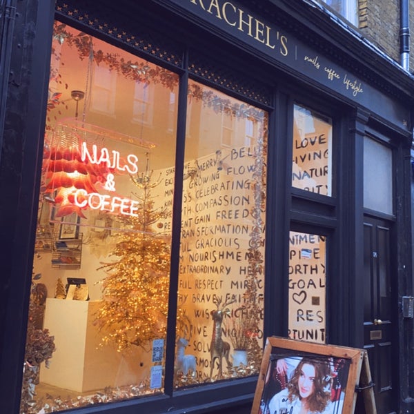 12/7/2021にHawazenがRachel&#39;s Nails &amp; Coffeeで撮った写真