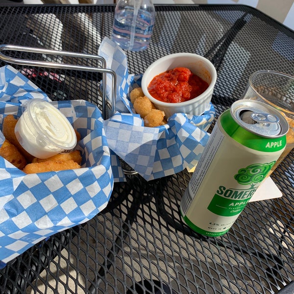 Teddy's Sports Bar Grimsby, ON