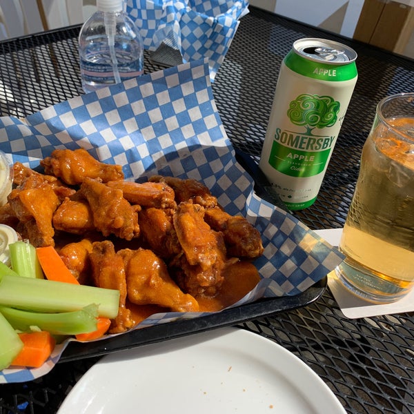 Teddy's Sports Bar Grimsby, ON