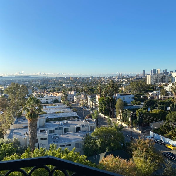 รูปภาพถ่ายที่ The London West Hollywood at Beverly Hills โดย Majeed 🇸🇦 เมื่อ 12/24/2019