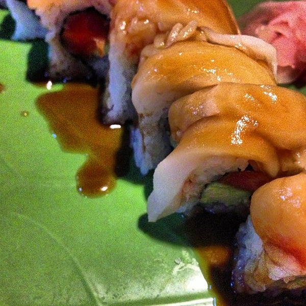 3/31/2013에 Chris L.님이 Sushi Bites에서 찍은 사진