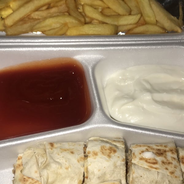 الصور من مطعم ذوق دونر شاورما بجدة
