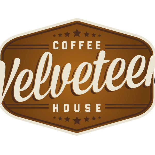 6/28/2013 tarihinde Velveteen Coffee Houseziyaretçi tarafından Velveteen Coffee House'de çekilen fotoğraf