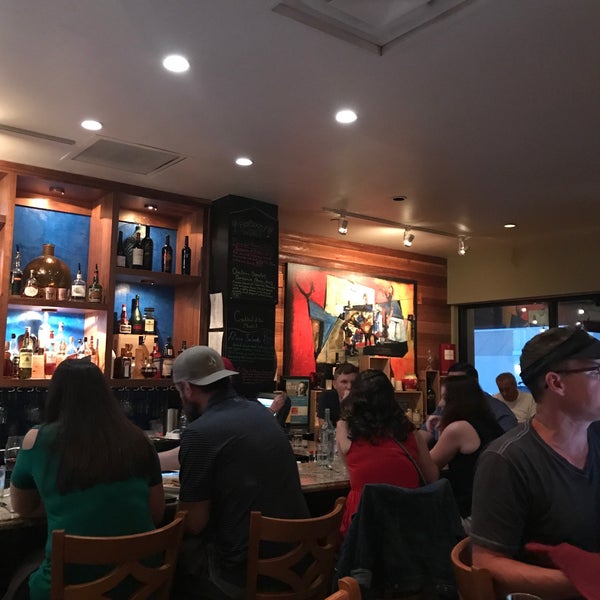 Снимок сделан в Carmel Café &amp; Wine Bar пользователем Barbara 🌸 D. 8/5/2018