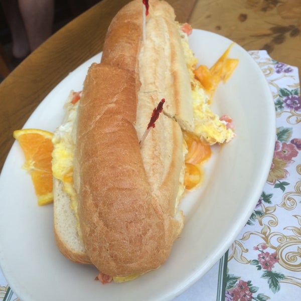 Photo taken at The Greenhouse Cafe, LBI by Mary Ann E. on 8/3/2014