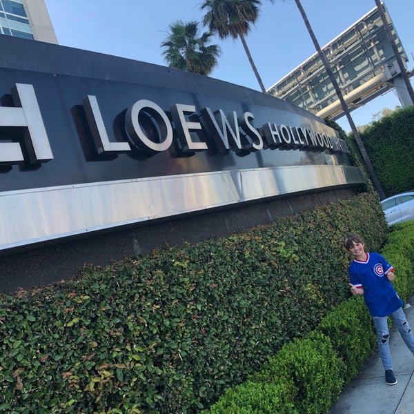 Das Foto wurde bei Loews Hollywood Hotel von David J. am 6/12/2019 aufgenommen