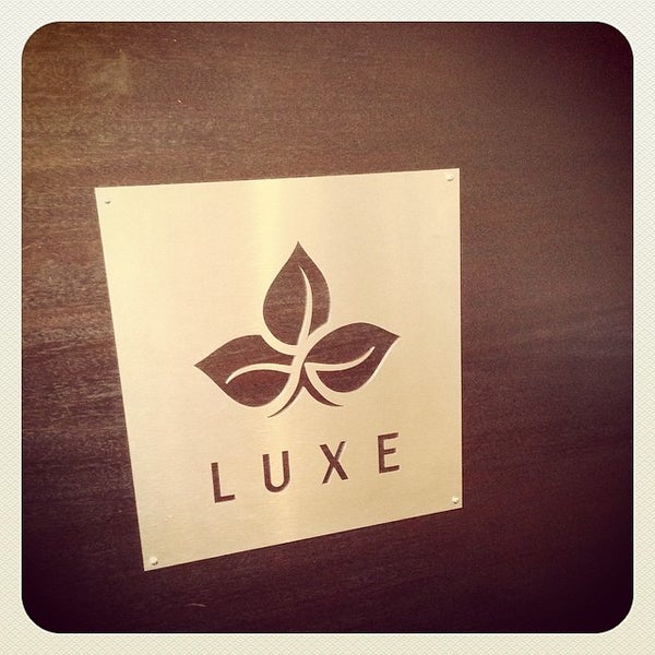 3/9/2014에 Sophie S.님이 Luxe Salon &amp; Spa에서 찍은 사진