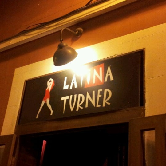 Photo taken at Latina Turner by Penelope B. on 10/19/2012
