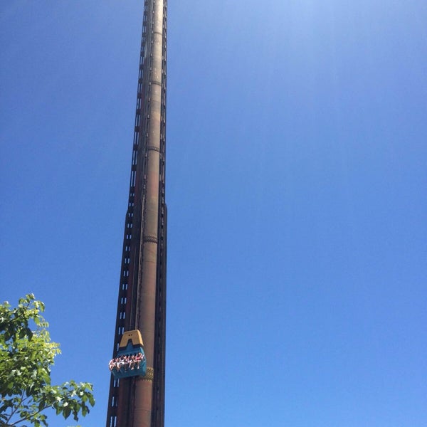 Big Tower - Beto Carrero World - Santa Catarina . Brazil Stock Image -  Image of lighting, beto: 278337097