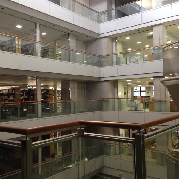 Fotos En 鹿児島大学附属図書館 郡元本館 1 Tip De 128 Visitantes