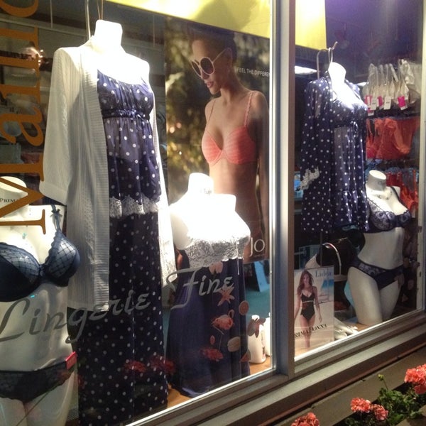 Photos At Rose Des Bois Sault Au Récollet 1300 Rue