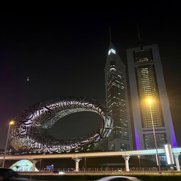 Foto tomada en Crowne Plaza Dubai  por M H. el 3/21/2022