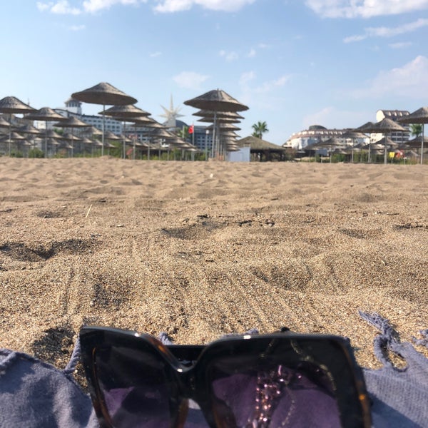 Aska Lara Resort Spa пляж